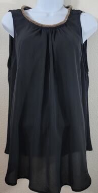 HAE Black Halter Beaded Round Neckline 1X Lightweight Flowy Soft Keyhole Back